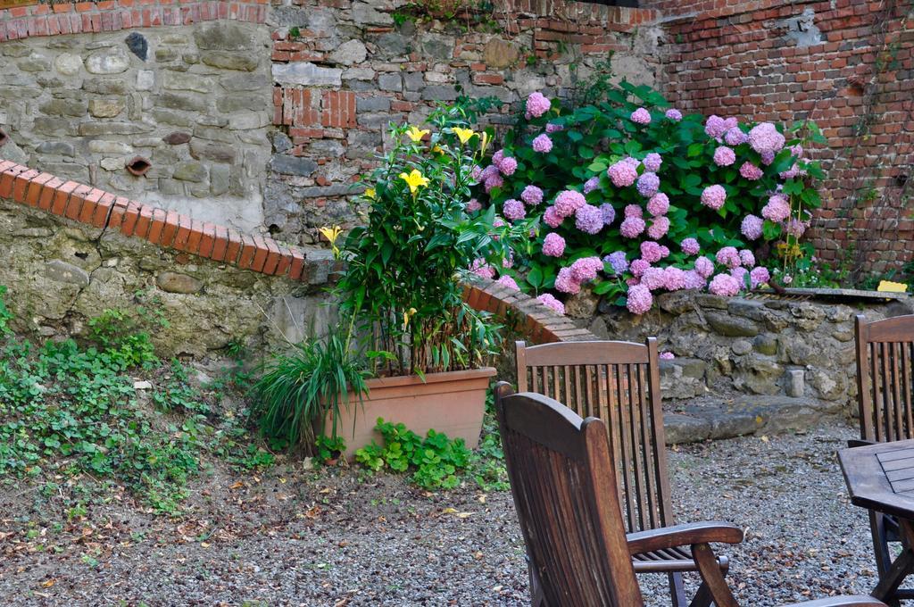 Le Macine Relais Acomodação com café da manhã Cairo Montenotte Exterior foto